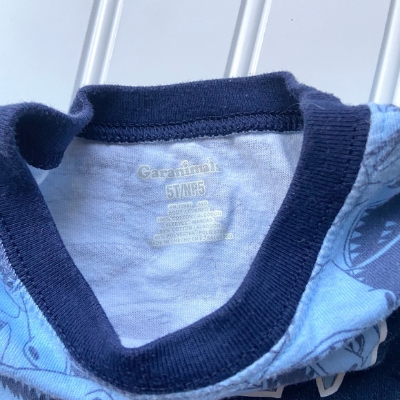 Beware of Sharks graphic tee - Picture 4 of 4